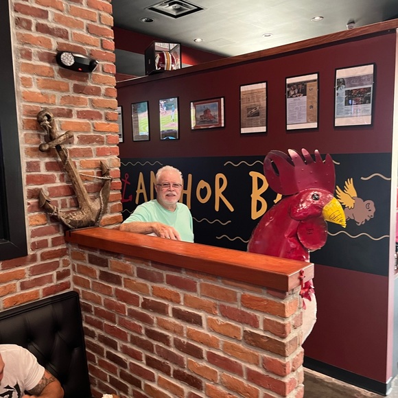 Meet your Posher, Wayne - Picture 4 of 5